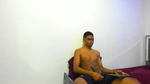 Live-miniatyrbilde for boy_master023
