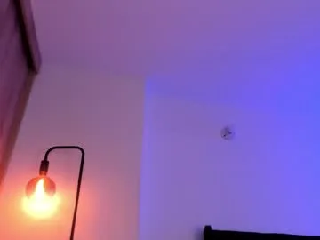 cameron_lyra live act