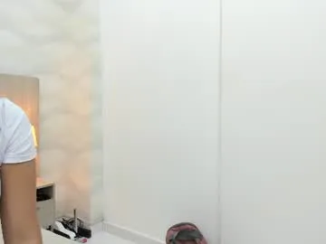 camila_lenox live stage