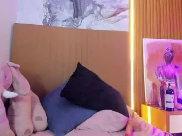 carolinecastle live stage