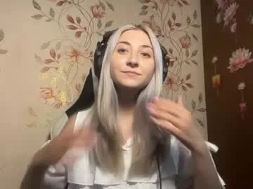 casandrabremme live stage