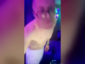 chronicvibez4 live stage