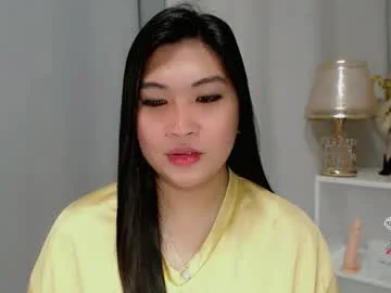 claire_wntr live stage
