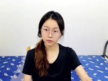 clarafanny live stage
