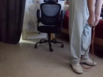 crazy4feetmanic live stage