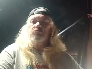 crazy_and_horny1970 live stage