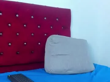 daniela_spencerr live stage