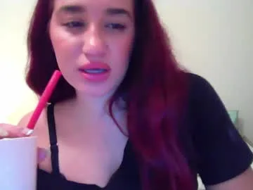 delilahraynee live stage