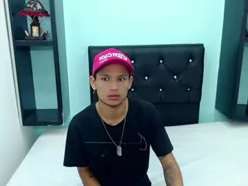 dimon_mael live stage