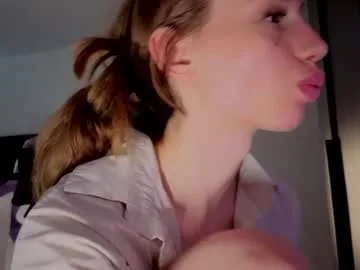 elfiecollins live stage