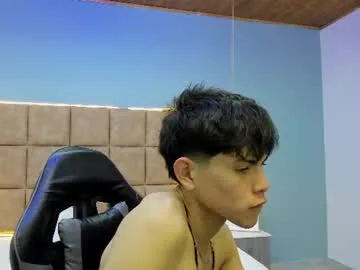 eliot_rizzo live stage