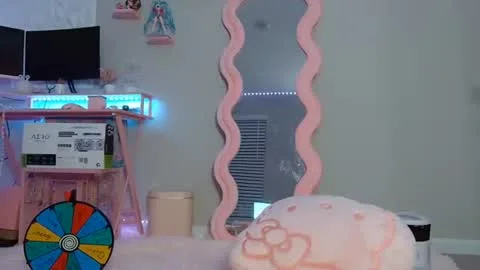 Live thumbnail for elsa_may