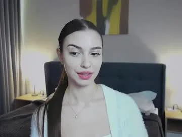 elza_rose live stage