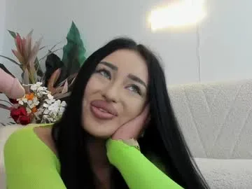 emeraldkatt live stage
