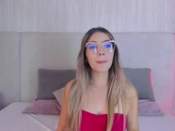 emily_golden_ live stage