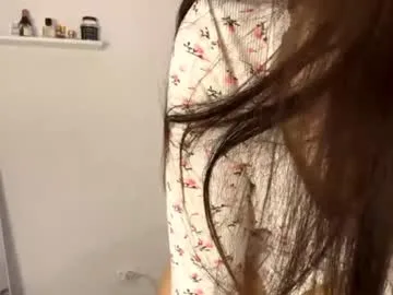 emilyglowing live stage
