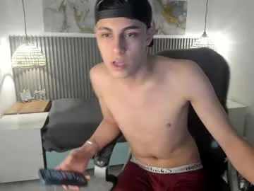 ethanx18 live stage