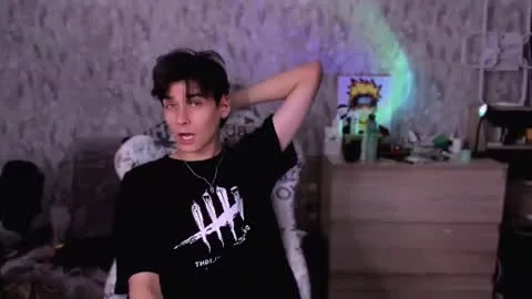 Live thumbnail for foxicfu
