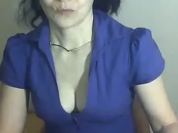 frankieteasing live stage