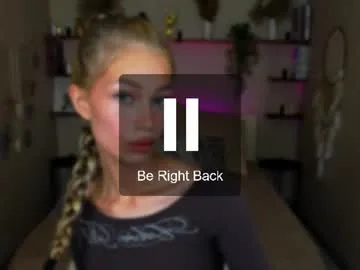 gabriella_williams live stage