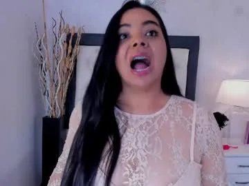 gabyherreraa live stage