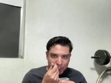garypinepineapple live stage