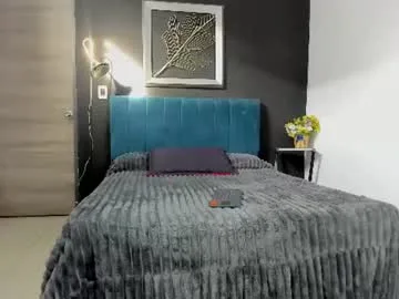 gia_willliams live stage