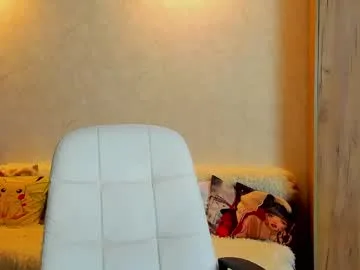 gloria_wood live stage