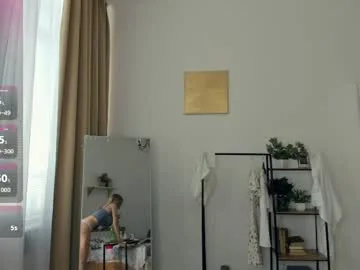 glossybabe_ live stage