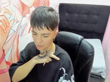 hanna_hott11 live stage