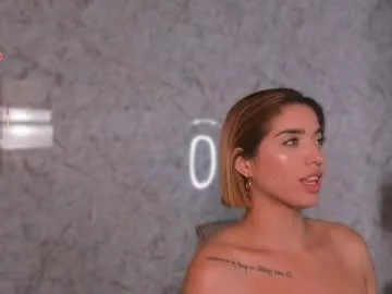 hanna_vasquez live stage