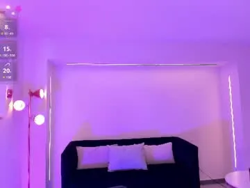 hannahjamesx live stage