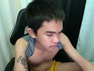 hayden_cumgiver live stage