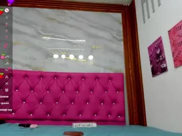 helen_russoo live stage