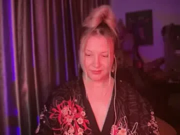 hellyriddle live stage
