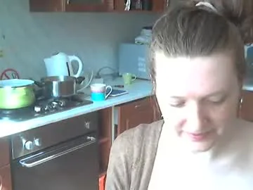holistic_woman live stage