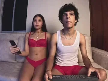 hornycouple_2222 live stage
