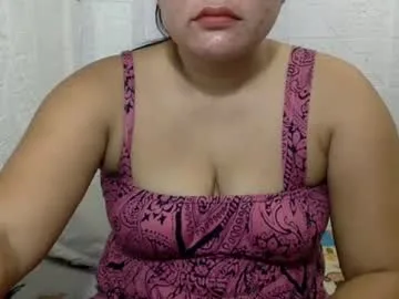 hotmom02 live stage