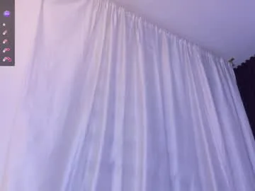 hotpawgmilf live stage