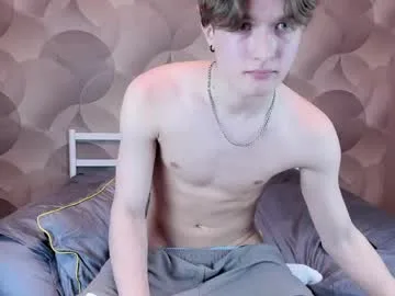ian_flor live stage