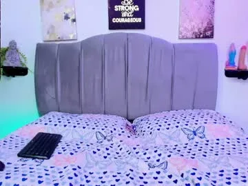 im_riley_ live stage