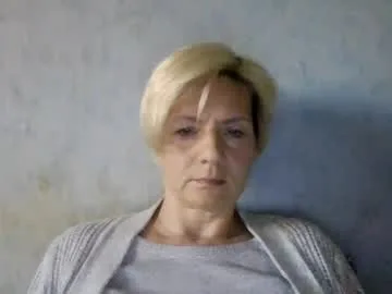 irinaa_x live stage