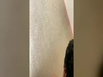 itakehugebbcxxx live stage