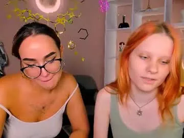 ivy_frost live stage