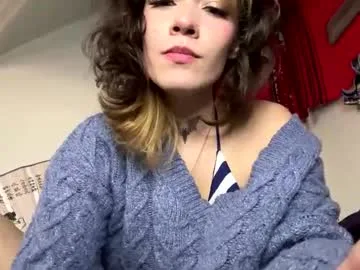 ivydevilll live stage