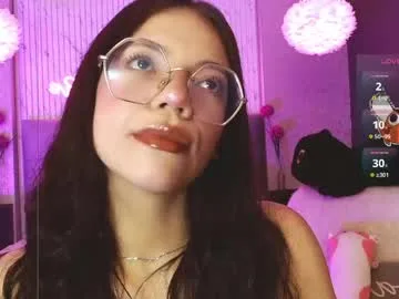 jade_storm_ live stage