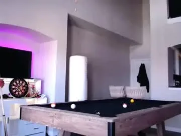jadecumgill live stage