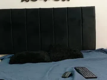 james_02__ live stage