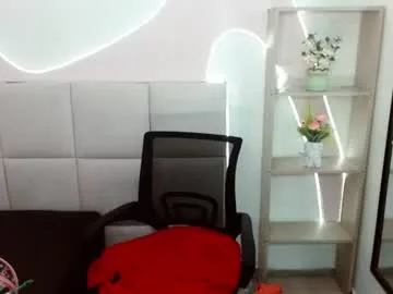 jazmiinrosee live stage