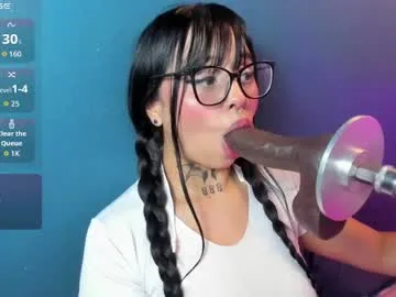 jena_nicols live stage